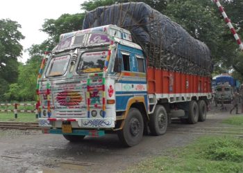 দাম কমাতে ভারত থেকে কাঁচামরিচ আমদানি