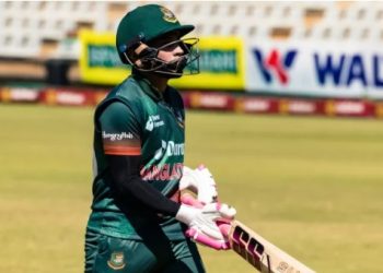 কোনো রান না করেই ফিরে গেলেন শান্ত, মুশফিক