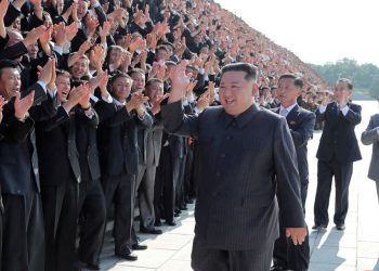 মাস্ক পরিধানের বাধ্যবাধকতা তুলে নিয়েছে উ.কোরিয়া