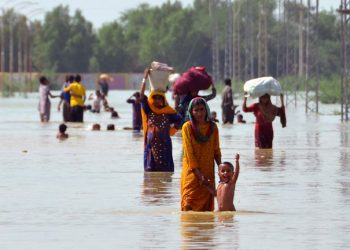 বন্যায় বিপর্যস্ত পাকিস্তান