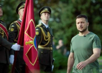 ‘শেষ পর্যন্ত’ লড়াই করব : জেলেনস্কি