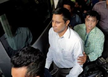 ৬ পুলিশ কর্মকর্তার বিরুদ্ধে বাবুল আক্তারের মামলা