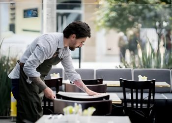 ছাত্রজীবনে পার্ট-টাইম কাজ করা কেন জরুরি