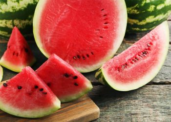 ইফতারে তরমুজ খেলে শরীরে যা ঘটে