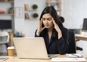 মানসিক অবসাদ কাটাতে রাতে যা করবেন