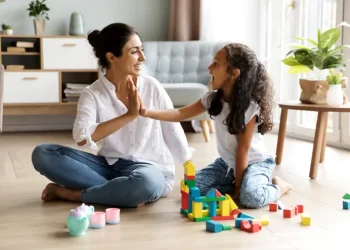 শিশুদের কি কৃতজ্ঞতা শেখানো যায়