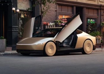 টেসলার রোবোট্যাক্সি ট্রেডমার্ক বাতিল করল যুক্তরাষ্ট্র