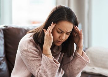 হৃদরোগের পেছনে দায়ী হতে পারে অতিরিক্ত মানসিক চাপ