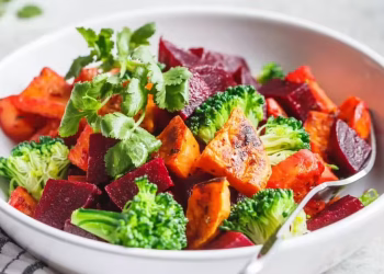 লিভারের যত্নে তিন সবজি