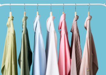 পুরুষদের পোশাকে আভিজাত্য আনবে যেসব কালার কম্বিনেশন