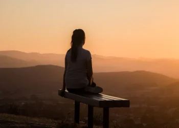 মানসিক স্বাস্থ্য ভালো রাখতে কী করবেন 