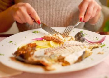 গর্ভাবস্থায় যেসব মাছ থেকে দূরে থাকবেন