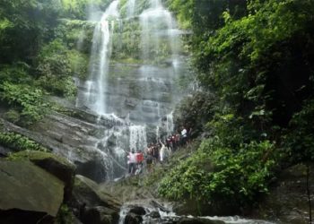 বর্ষায় ভ্রমণে মাথায় রাখুন এসব বিষয়