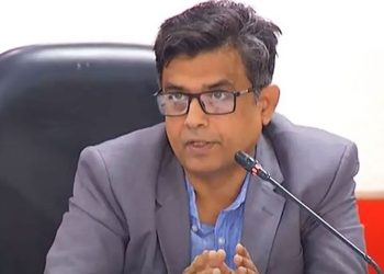 আ.লীগ জনগণকে সন্ত্রাসী আখ্যা দিয়ে সহিংসতা চালাতে চায়