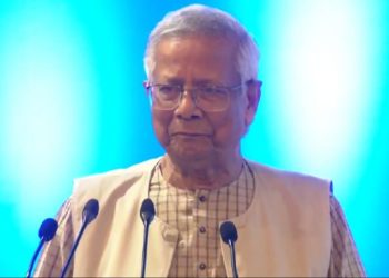 শ্রমশক্তি রপ্তানিতে বড় বাধা দালাল চক্র: প্রধান উপদেষ্টা