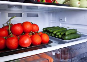 ফ্রিজে টমেটো রাখা উচিত নয়, কেন জানেন?