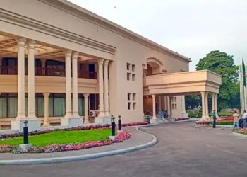 কোথায় উঠবেন নতুন প্রধানমন্ত্রী?