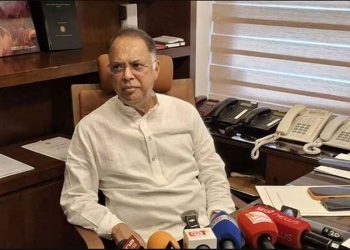 তেলের অভাবে কারও গাড়ি কি বন্ধ হয়ে গেছে? —প্রশ্ন জ্বালানি মন্ত্রীর