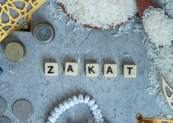 বছরের মাঝে সম্পদ কমে গেলে জাকাত দিতে হবে?
