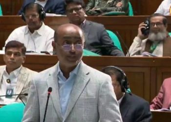 সংসদে আইনমন্ত্রী  আ.লীগ সরকারের হয়রানিমূলক মামলা প্রত্যাহারে পদক্ষেপ নেওয়া হয়েছে