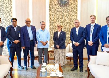 প্রধানমন্ত্রীর সঙ্গে টেলিনর সিইও’র সাক্ষাৎ