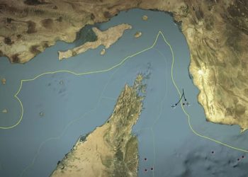 হরমুজ প্রণালি খুলতে যুক্তরাষ্ট্রকে নতুন শর্ত দিল ইরান