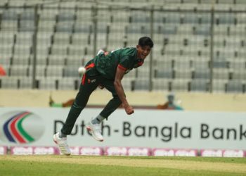 নাহিদের তাণ্ডবে অল্পেতেই গুটিয়ে গেল নিউজিল্যান্ড