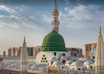 নবীজির রওজায় সবুজ গম্বুজ যেভাবে এলো