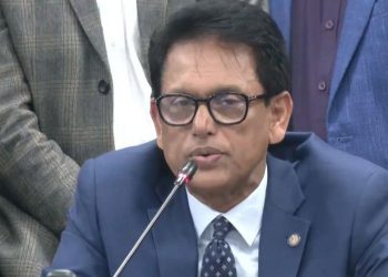 শিক্ষাপ্রতিষ্ঠানে অনলাইন-অফলাইন ক্লাশ চালুর বিষয়ে যা বললেন মন্ত্রী