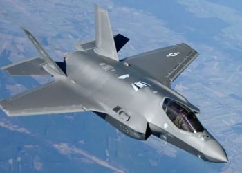 যুক্তরাষ্ট্রের অত্যাধুনিক যুদ্ধবিমান এফ-৩৫ বিধ্বস্ত