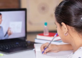 অনলাইন ক্লাশে প্রয়োজন যেসব অ্যাপস