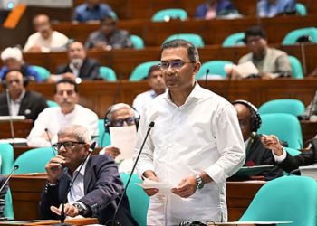 প্রাথমিকের ২ লাখ শিক্ষার্থী বিনামূল্যে স্কুল ড্রেস পাবে: সংসদে প্রধানমন্ত্রী